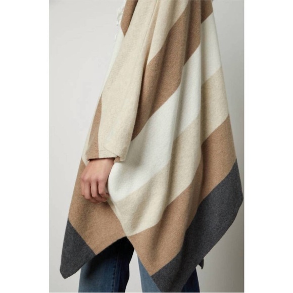VELVET BY GRAHAM & SPENCER jonas blanket poncho in multi EUC - Picture 4 of 10
